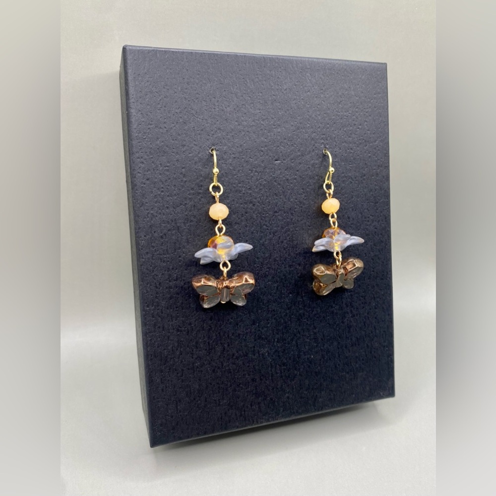 🌸Floral Drop Earrings - Picture 2 of 2
